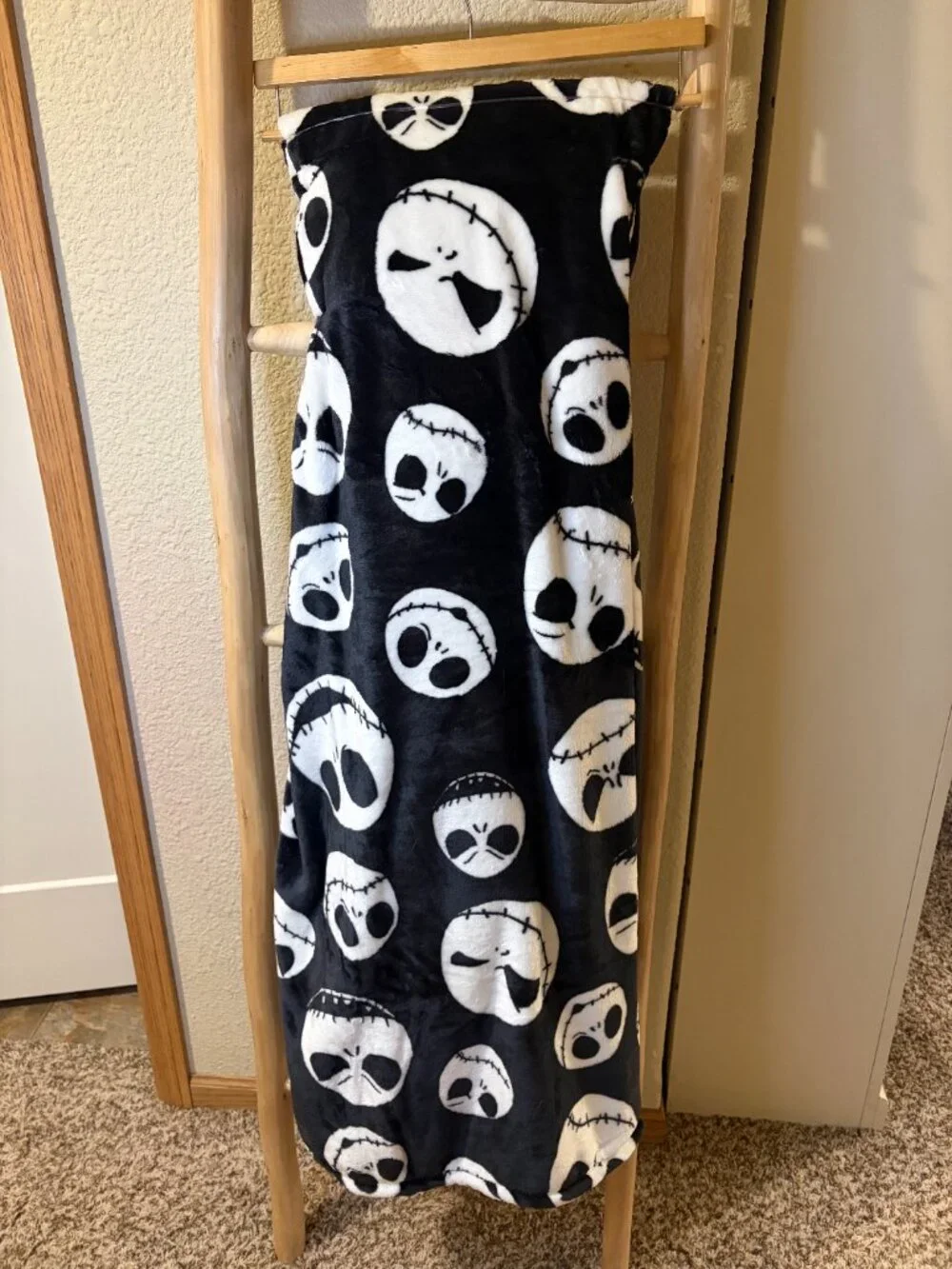 Disney Nightmare Before Christmas Jack Skellington Plush Blanket 90x90 NWT